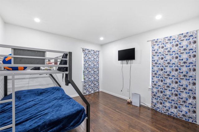 1020 E Walnut Street, Hillsboro, TX 76645