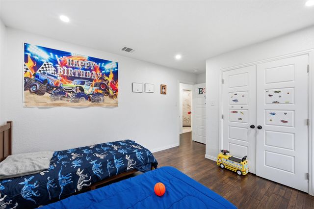 1020 E Walnut Street, Hillsboro, TX 76645