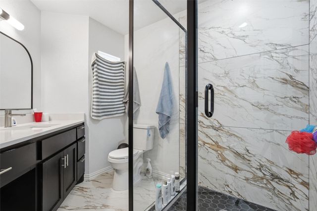 1020 E Walnut Street, Hillsboro, TX 76645