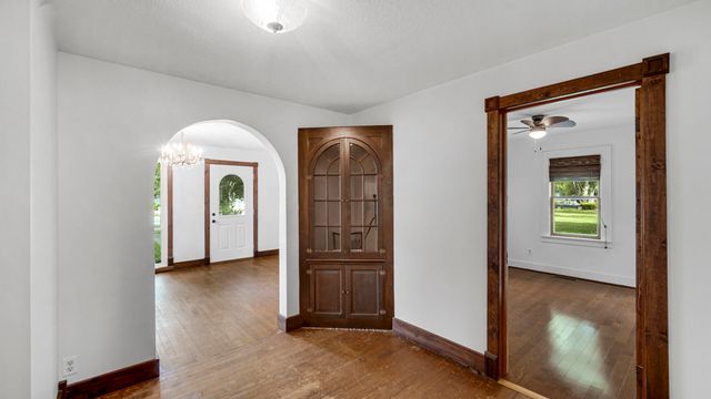 419 S 9th Street, Chesterton, IN 46304
