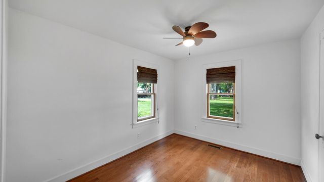 419 S 9th Street, Chesterton, IN 46304