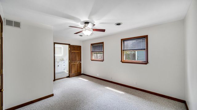 419 S 9th Street, Chesterton, IN 46304