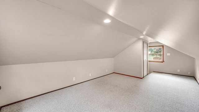 419 S 9th Street, Chesterton, IN 46304