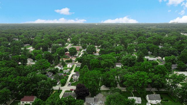 419 S 9th Street, Chesterton, IN 46304