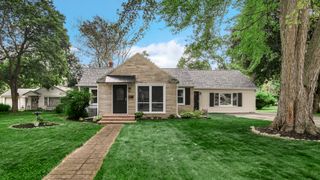 419 S 9th Street, Chesterton, IN 46304