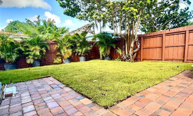 805 S 26TH Avenue, Hollywood, FL 33020