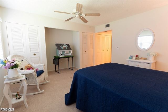 1747 Pebble Beach DR 302, Fort Myers, FL 33907