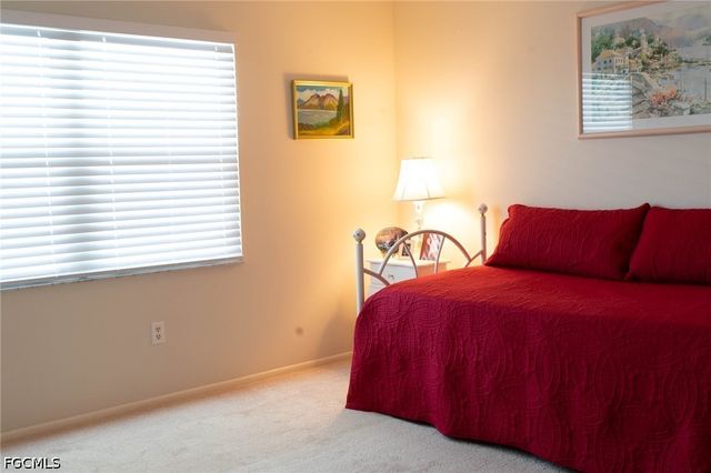 1747 Pebble Beach DR 302, Fort Myers, FL 33907