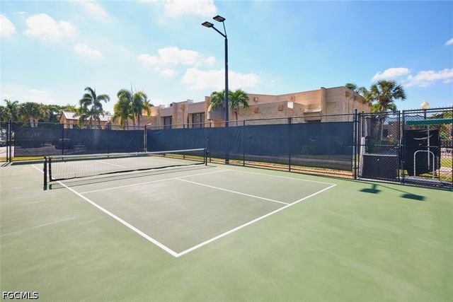 1747 Pebble Beach DR 302, Fort Myers, FL 33907