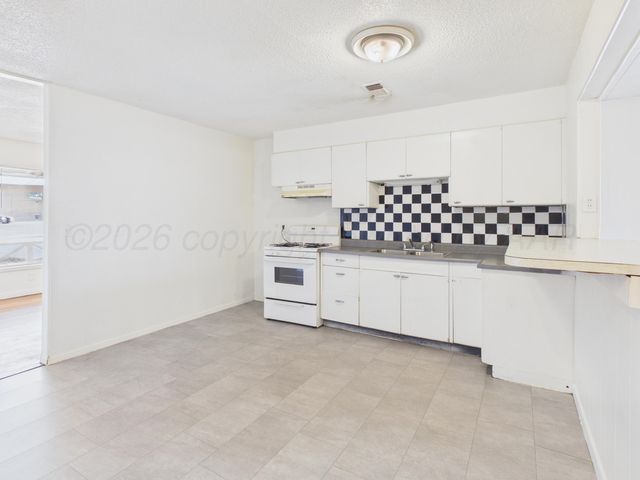 2606 NE 20TH Avenue, Amarillo, TX 79107