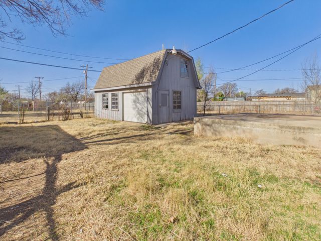 2606 NE 20TH Avenue, Amarillo, TX 79107