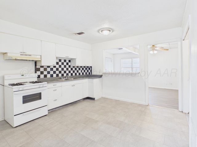 2606 NE 20TH Avenue, Amarillo, TX 79107