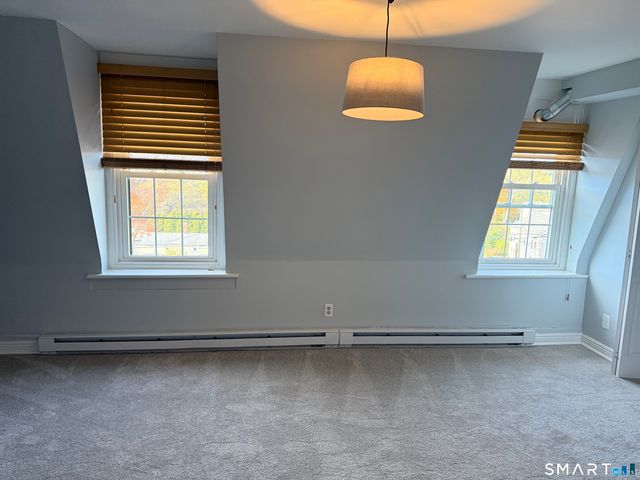 130 Main Street 4C, Canton, CT 06019