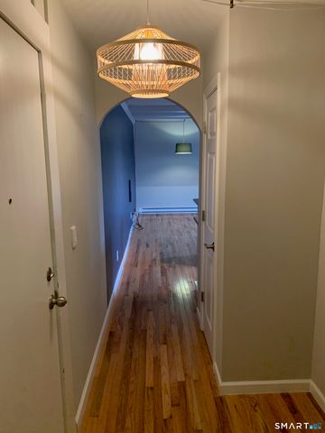 130 Main Street 4C, Canton, CT 06019