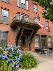 130 Main Street 4C, Canton, CT 06019