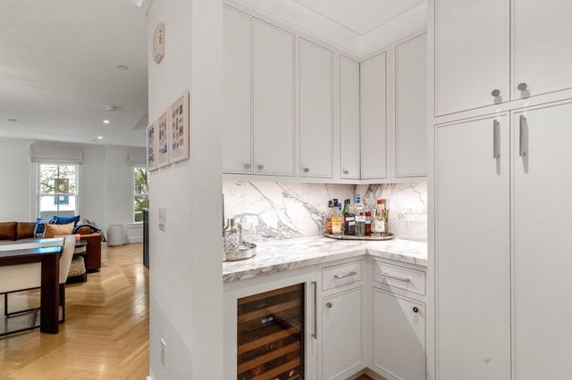 255 W Third, Boston, MA 02127
