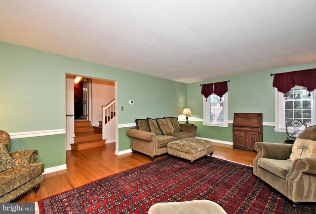 23 CARRIAGE LN, Norristown, PA 19401