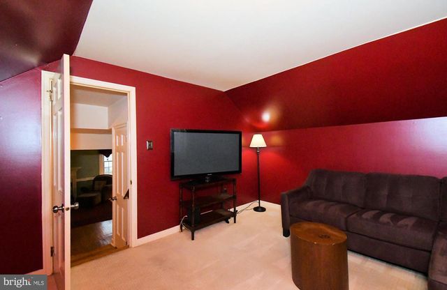 23 CARRIAGE LN, Norristown, PA 19401