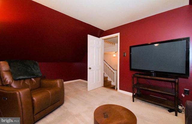 23 CARRIAGE LN, Norristown, PA 19401