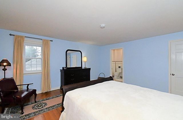 23 CARRIAGE LN, Norristown, PA 19401