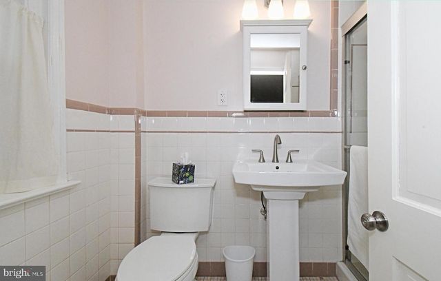 23 CARRIAGE LN, Norristown, PA 19401