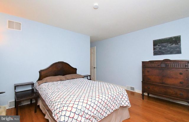 23 CARRIAGE LN, Norristown, PA 19401