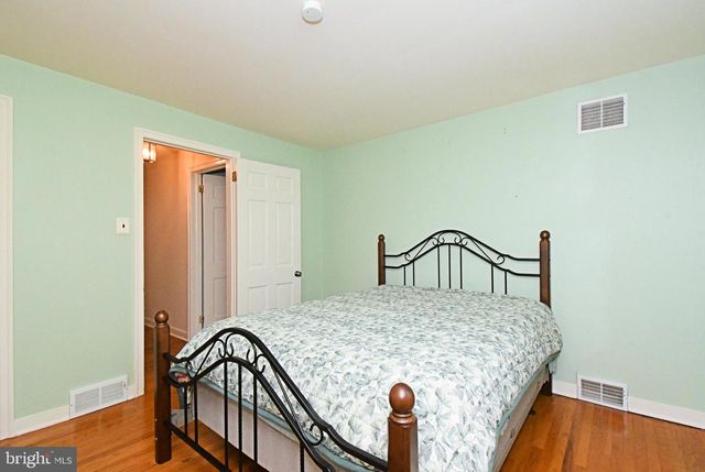 23 CARRIAGE LN, Norristown, PA 19401