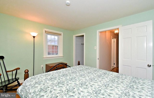 23 CARRIAGE LN, Norristown, PA 19401