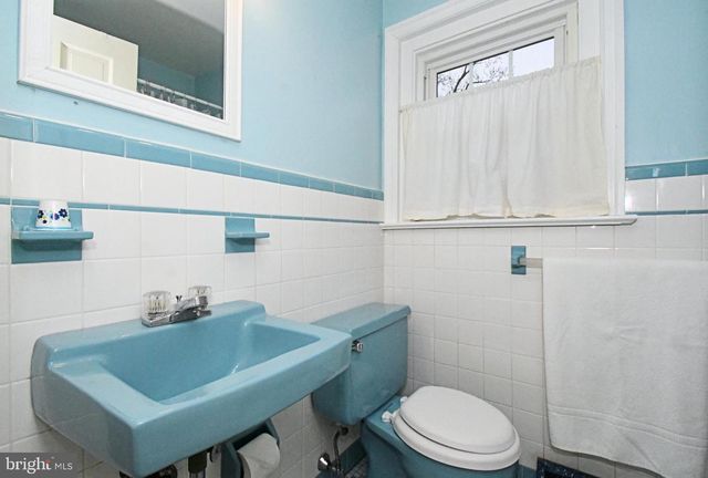 23 CARRIAGE LN, Norristown, PA 19401