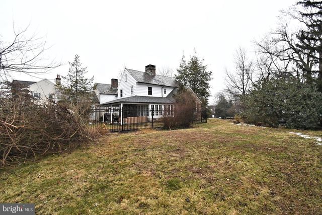 23 CARRIAGE LN, Norristown, PA 19401