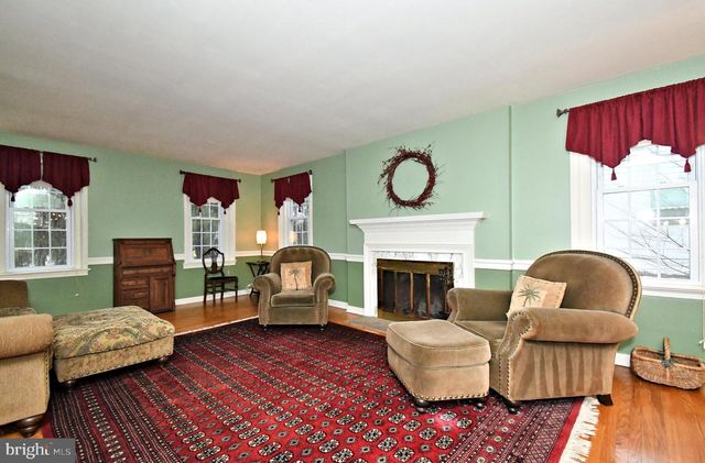 23 CARRIAGE LN, Norristown, PA 19401