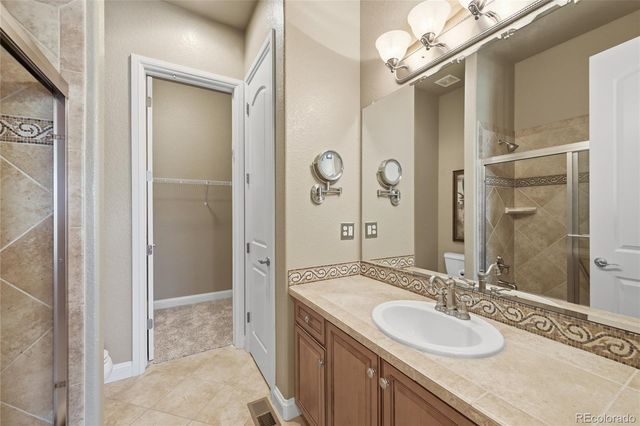 8120 S Blackstone Parkway, Aurora, CO 80016