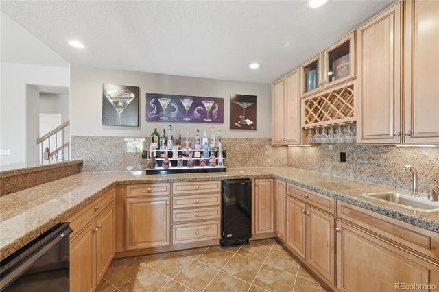 8120 S Blackstone Parkway, Aurora, CO 80016