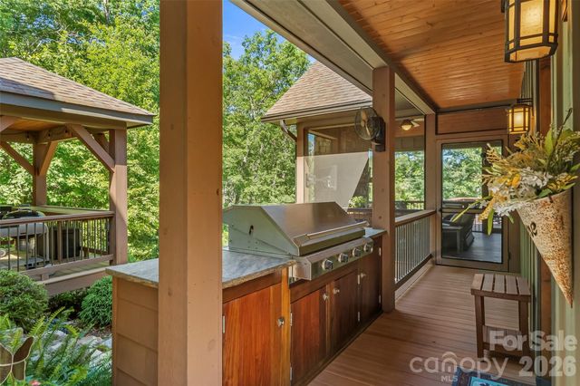 2087 Firestone Trail, Nebo, NC 28761