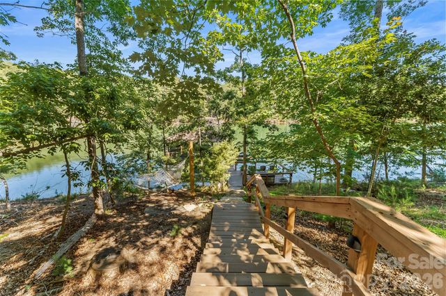 2087 Firestone Trail, Nebo, NC 28761