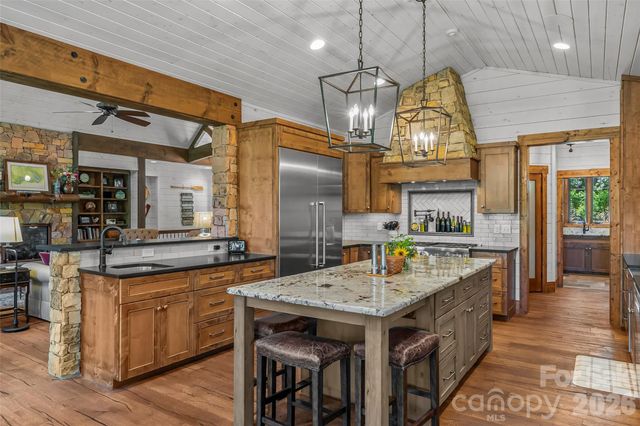 2087 Firestone Trail, Nebo, NC 28761