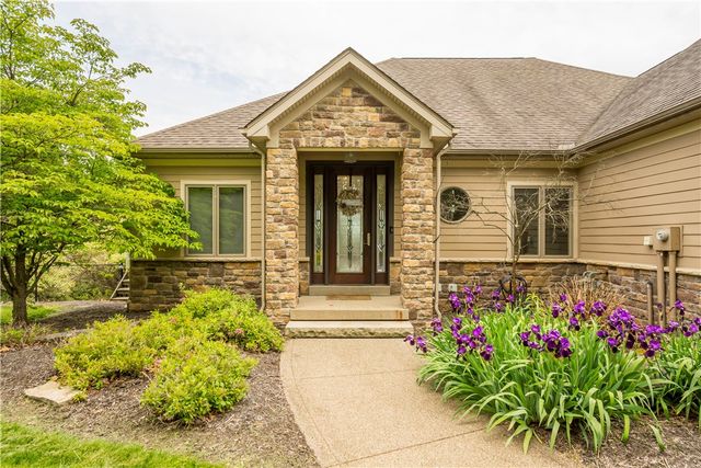 806 Harmony Rd, Ohio Twp, PA 15237
