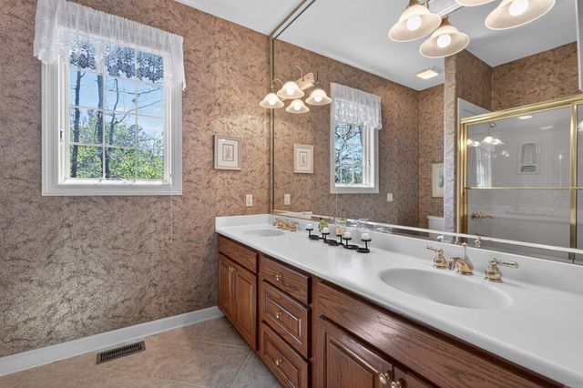 75 Loyola Drive, Hot Springs Village, AR 71909