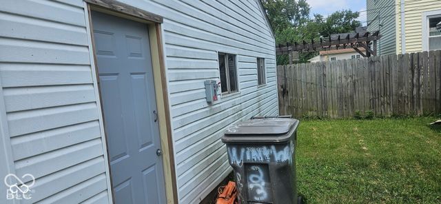 2326 Winthrop Avenue, Indianapolis, IN 46205