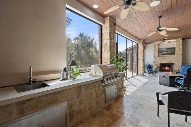 506 Black Wolf RUN, Austin, TX 78738