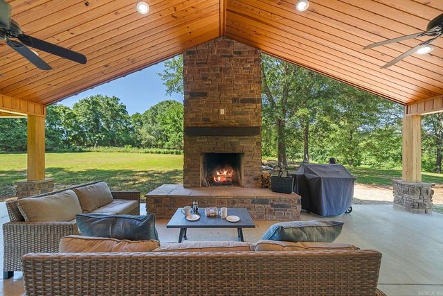 80 Peachtree Lane, Glenwood, AR 71943