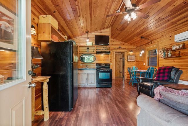 80 Peachtree Lane, Glenwood, AR 71943