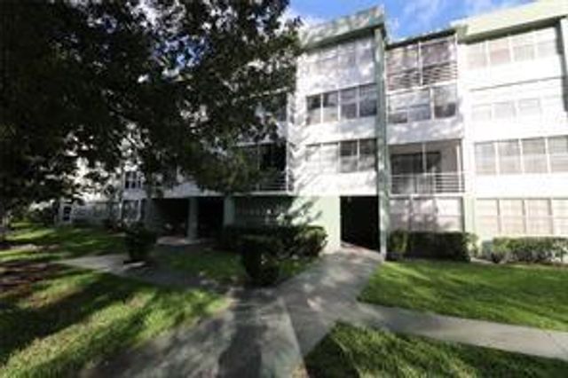 2781 Taft St 108, Hollywood, FL 33020
