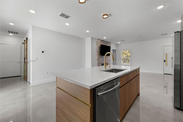 236 Wardell Ave SW, Palm Bay, FL 32908