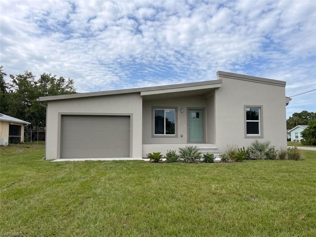 2819 42nd ST SW, LEHIGH ACRES, FL 33976 — exterior