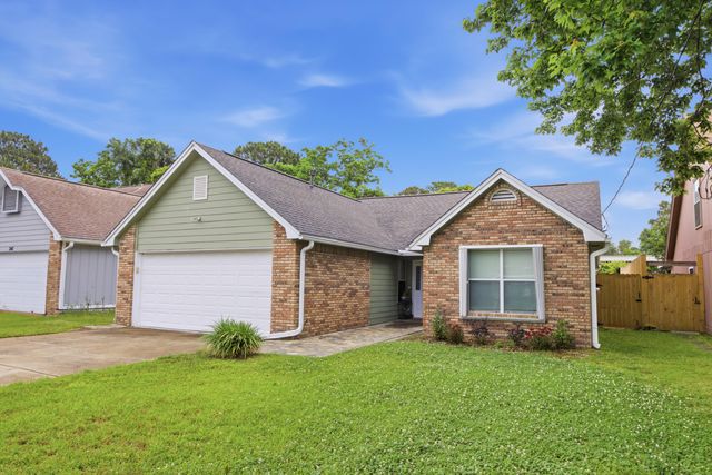 344 Brookwood Boulevard, Mary Esther, FL 32569