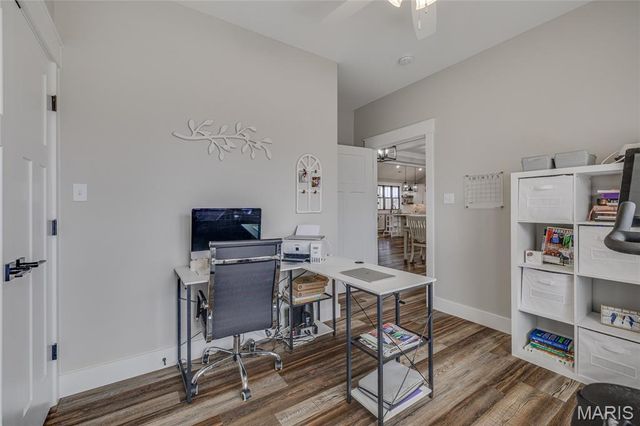 327 Wellington Place, Farmington, MO 63640