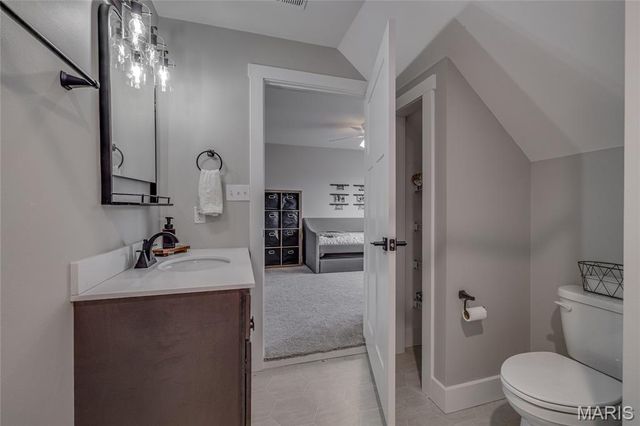 327 Wellington Place, Farmington, MO 63640