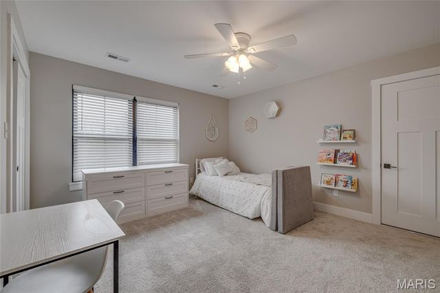 327 Wellington Place, Farmington, MO 63640