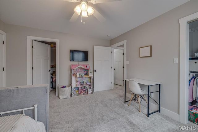 327 Wellington Place, Farmington, MO 63640